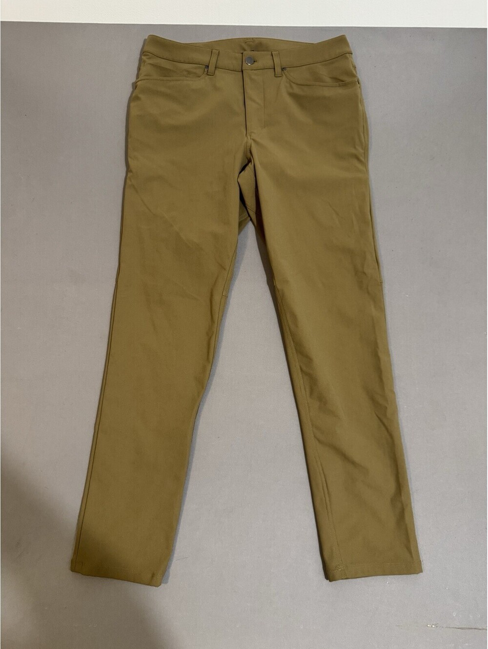 Lululemon Men's 32 x 31 ABC Slim-Fit 5 Pocket Warpstreme Pants light tan color